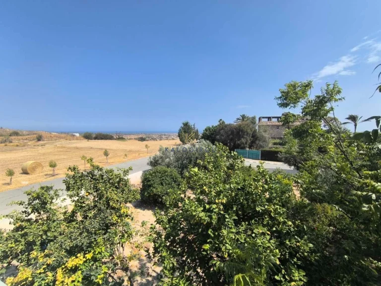 5 Bedroom House for Sale in Anafotida, Larnaca District