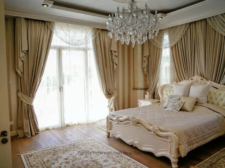 5 Bedroom House for Sale in Agios Tychonas, Limassol District