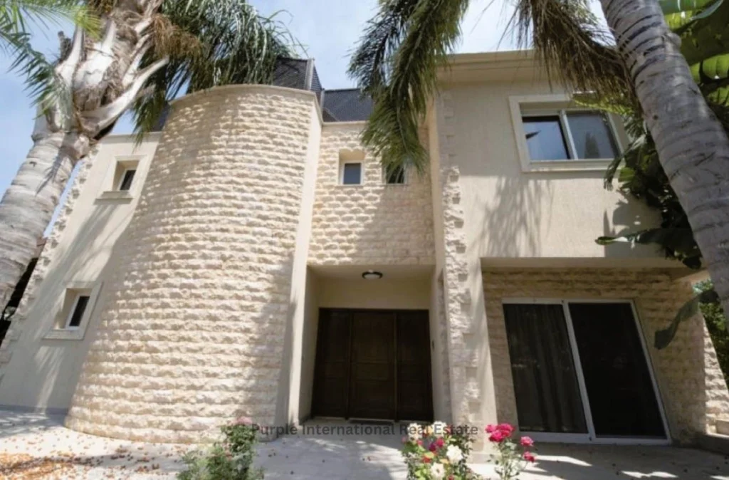 4 Bedroom House for Sale in Germasogeia, Limassol District