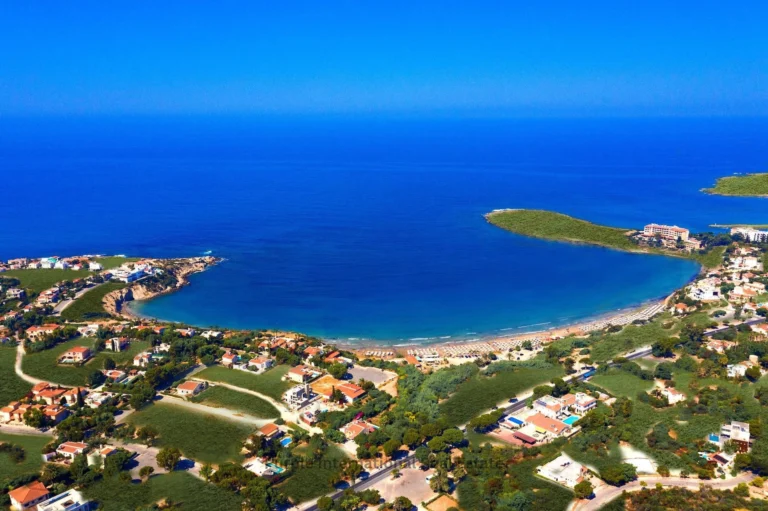 4 Bedroom House for Sale in Coral Bay, Paphos District