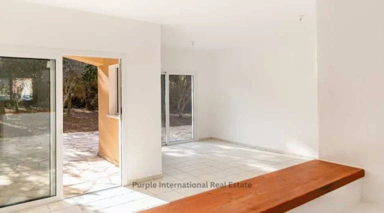 3 Bedroom House for Sale in Kato Paphos