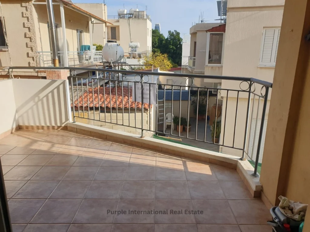 2 Bedroom Apartment for Sale in Limassol – Mesa Geitonia