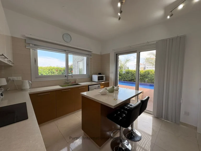 186m² House for Sale in Geroskipou, Paphos District