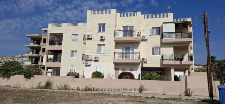 1 Bedroom Apartment for Sale in Paphos – Universal