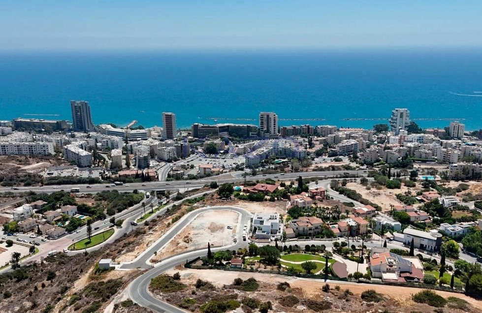 900m² Plot for Sale in Agios Tychonas, Limassol District
