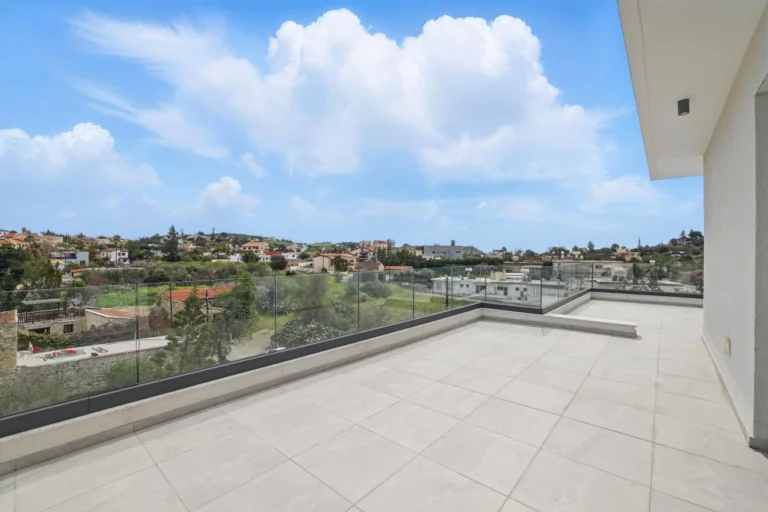 3 Bedroom Apartment for Sale in Parekklisia, Limassol District