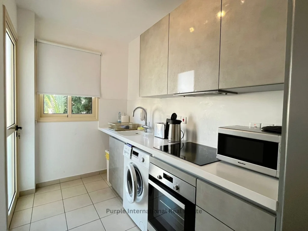 2 Bedroom Apartment for Sale in Paphos – Universal