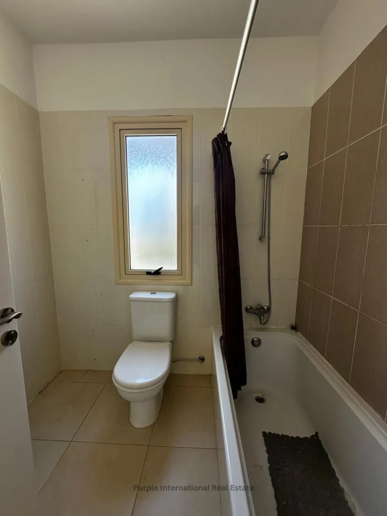3 Bedroom Apartment for Sale in Paphos – Universal
