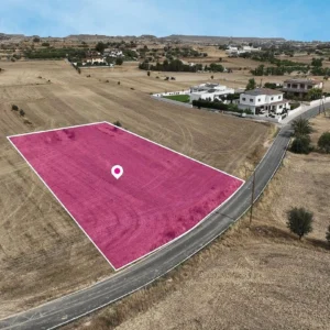 2,198m² Plot for Sale in Pera, Nicosia District