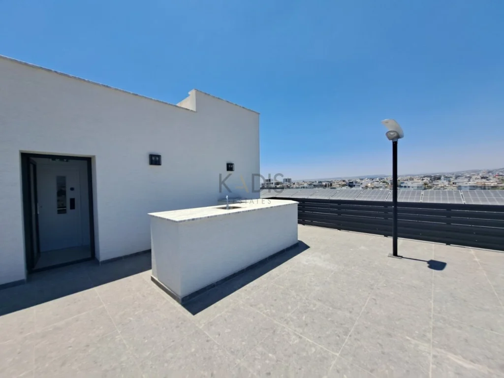 1440m² Building for Sale in Limassol District
