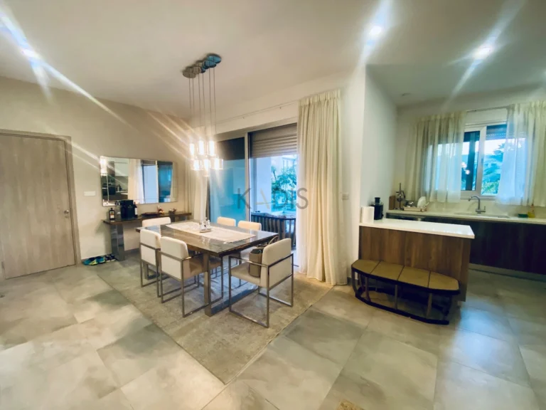 2 Bedroom Apartment for Sale in Agios Tychonas, Limassol District