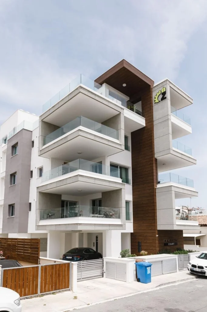3 Bedroom Apartment for Sale in Limassol – Mesa Geitonia