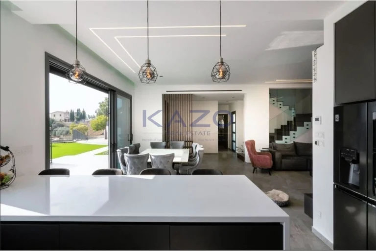 4 Bedroom House for Sale in Parekklisia, Limassol District