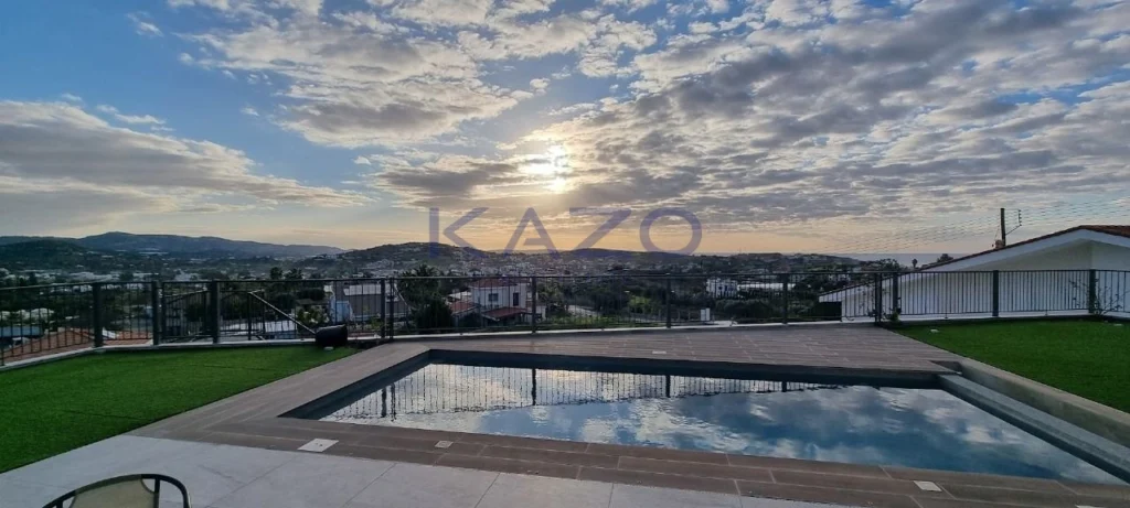 4 Bedroom House for Sale in Parekklisia, Limassol District