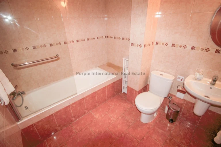 2 Bedroom Apartment for Sale in Sea Caves, Paphos District