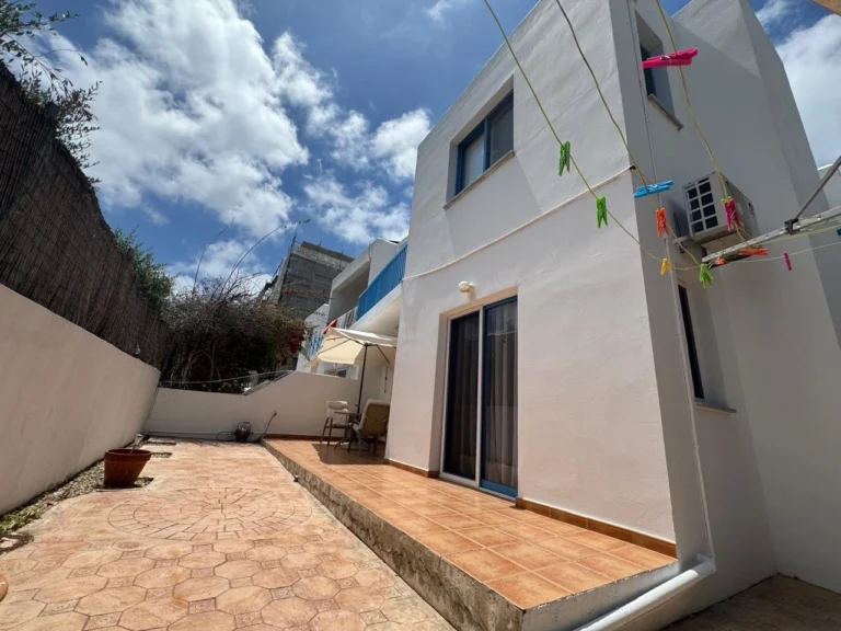 2 Bedroom Apartment for Sale in Kato Paphos