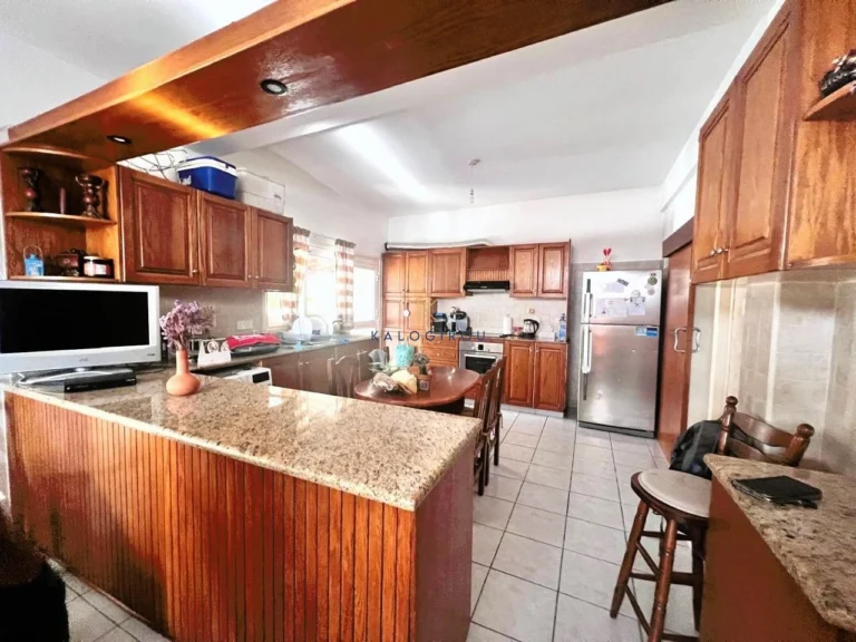 2 Bedroom House for Sale in Drosia, Larnaca District