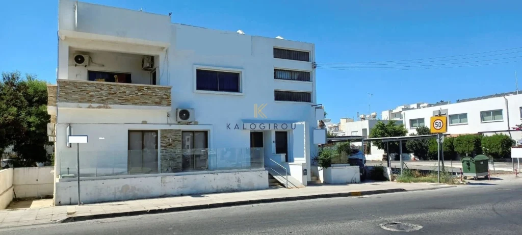 1073m² Building for Sale in Larnaca District