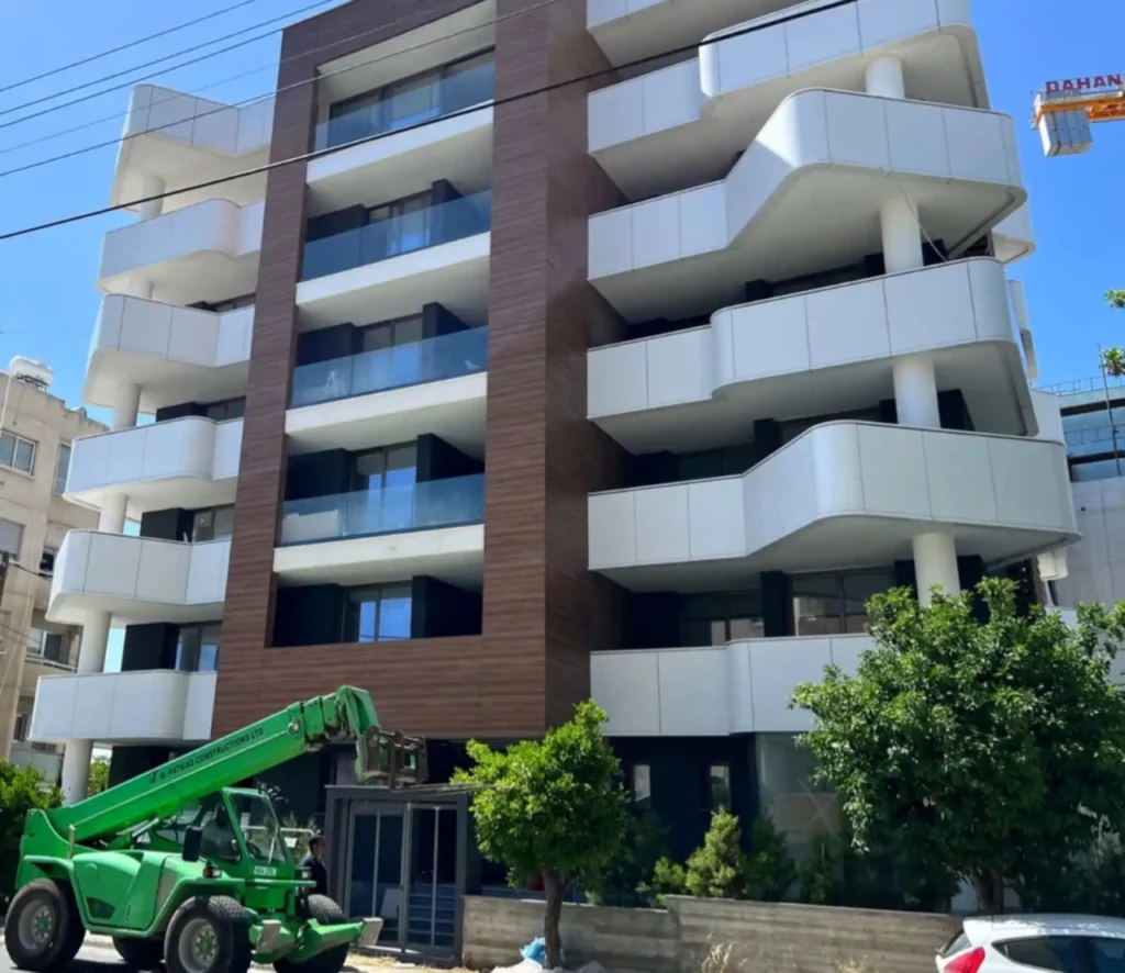 1677m² Building for Sale in Limassol District