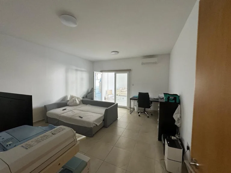 4 Bedroom House for Sale in Agios Tychonas, Limassol District