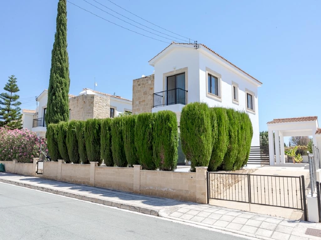3 Bedroom House for Sale in Kouklia, Paphos District