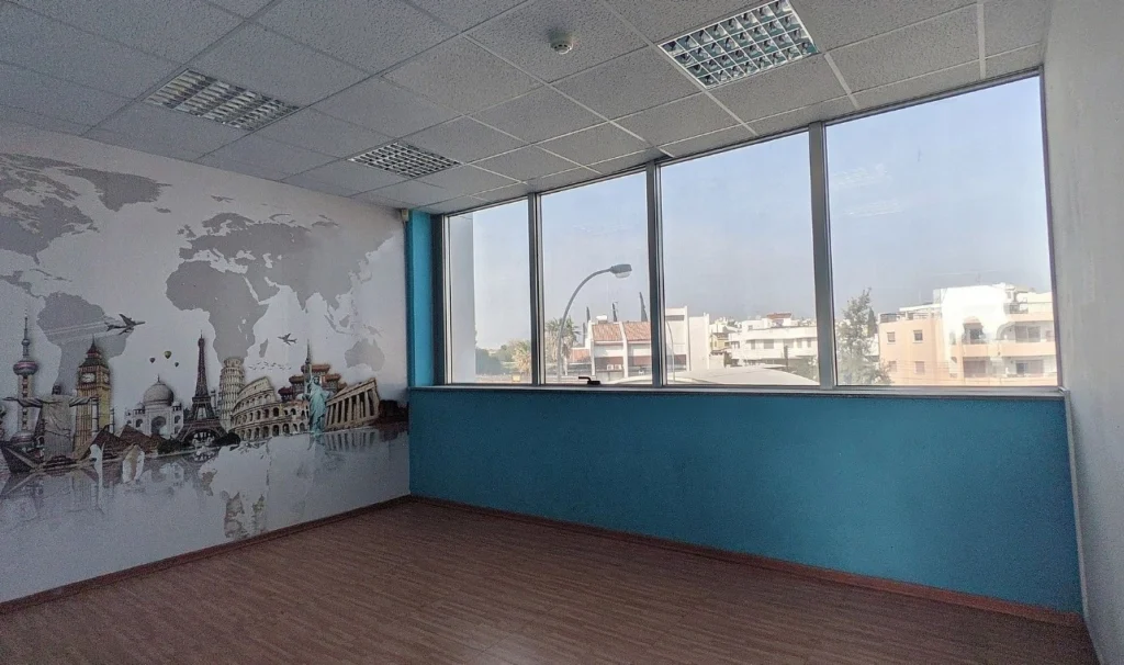 204m² Office for Sale in Aglantzia, Nicosia District