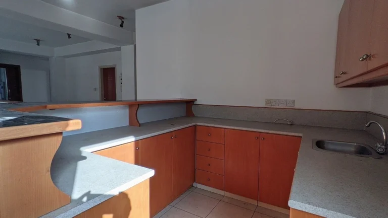 336m² Office for Sale in Nicosia – Lykavitos