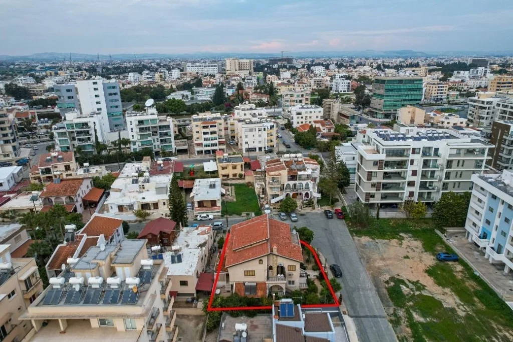4 Bedroom House for Sale in Larnaca – Agios Nikolaos