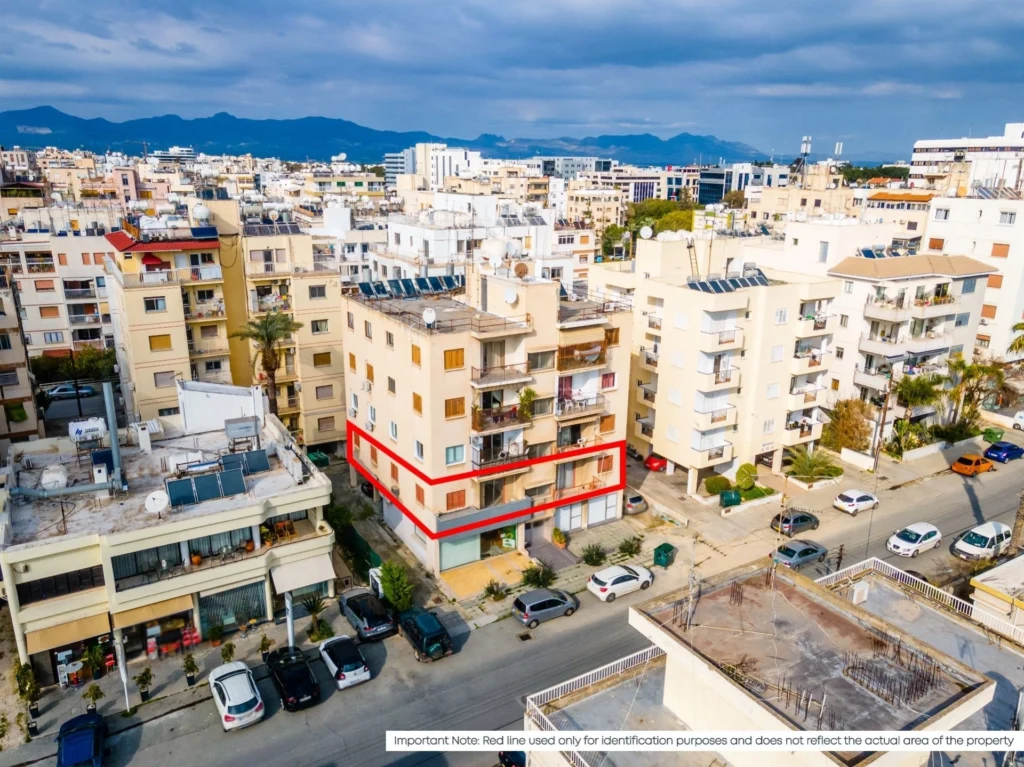 212m² Office for Sale in Strovolos, Nicosia District