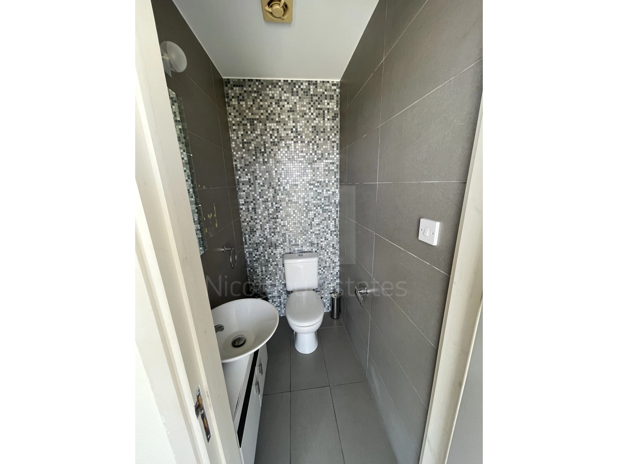 104m² Office for Rent in Aglantzia, Nicosia District