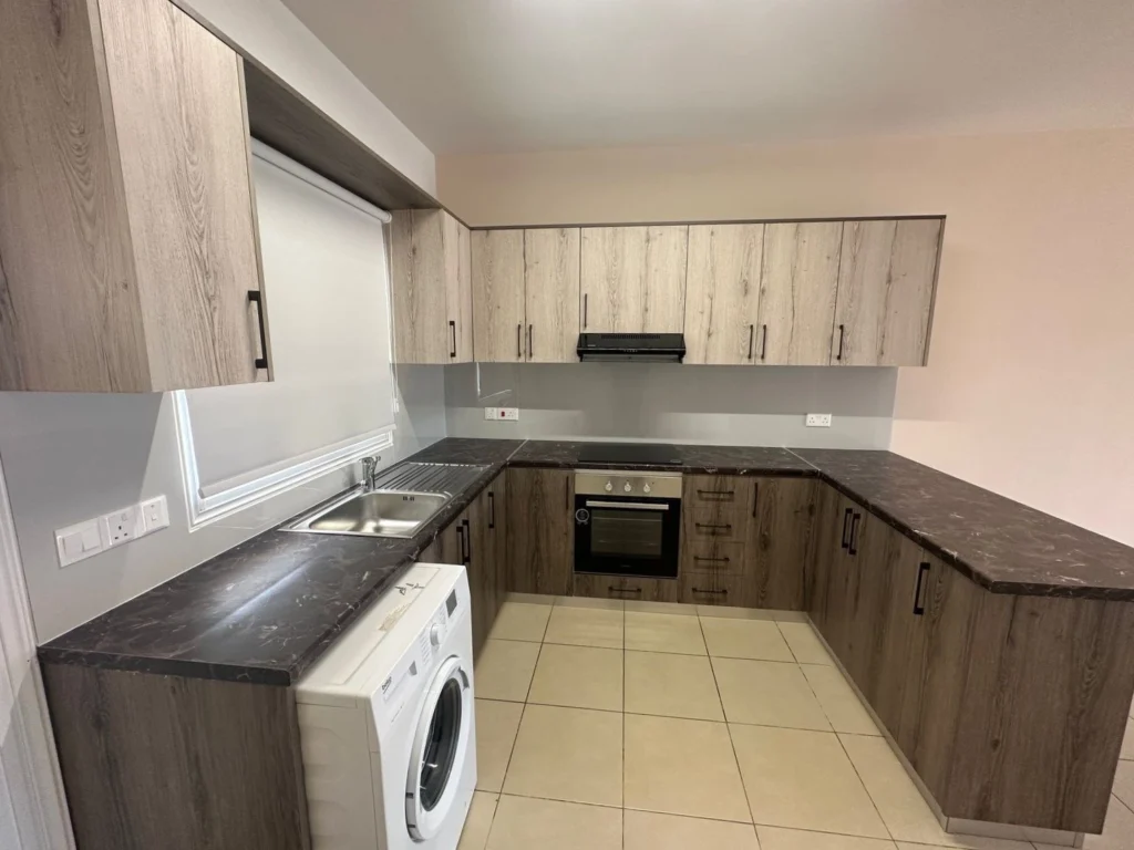 2 Bedroom Apartment for Sale in Paphos – Universal