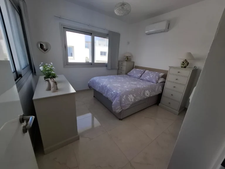 6+ Bedroom House for Sale in Kato Paphos