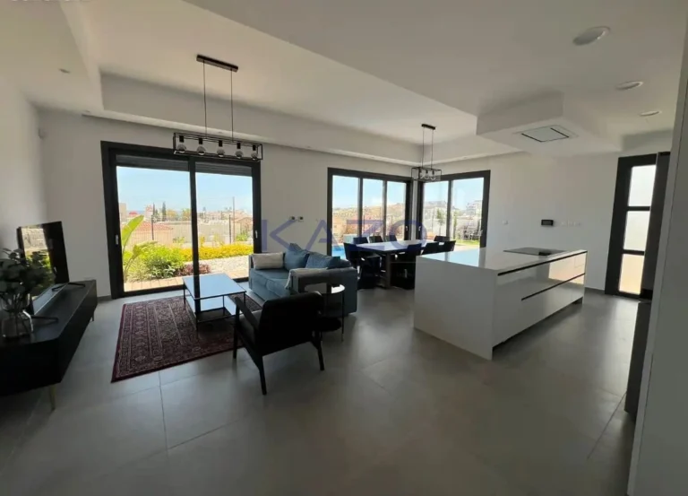 4 Bedroom House for Sale in Limassol – Agios Athanasios
