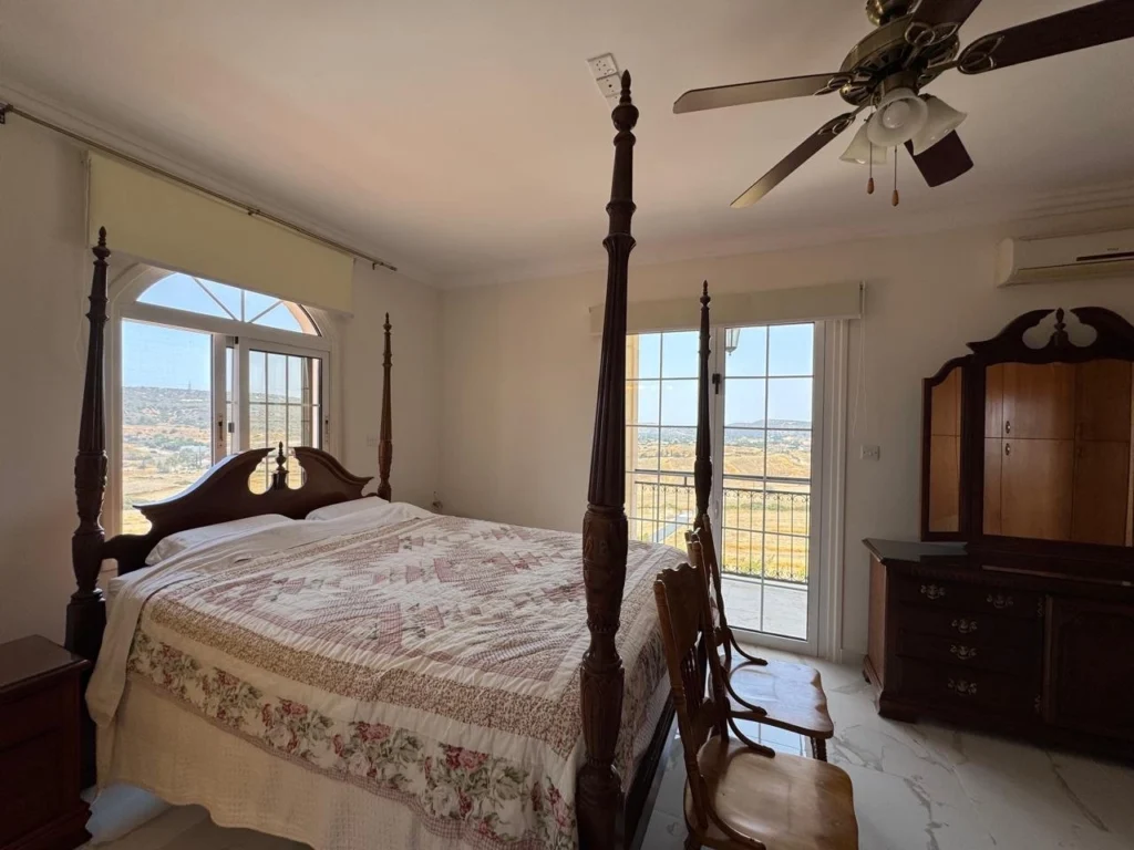 5 Bedroom House for Rent in Monagroulli, Limassol District