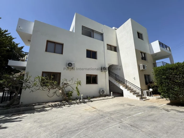 2 Bedroom Apartment for Sale in Paphos – Universal