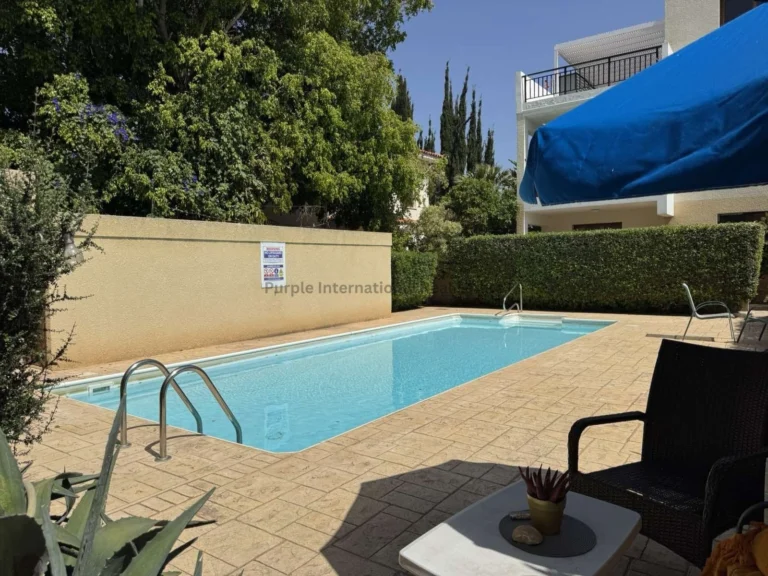 2 Bedroom Apartment for Sale in Paphos – Universal