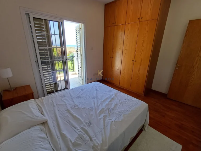 3 Bedroom House for Sale in Pervolia Larnacas