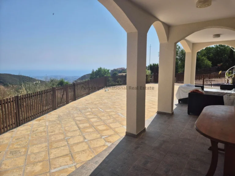 4 Bedroom House for Rent in Tsada, Paphos District