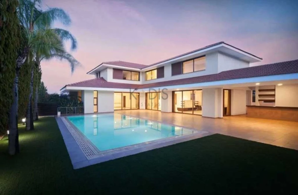 355m² House for Sale in Nicosia District