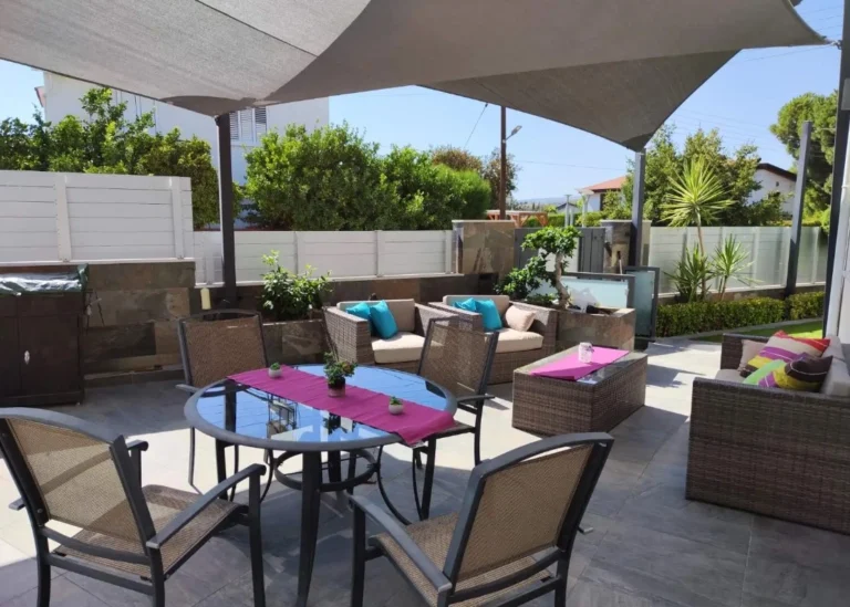 3 Bedroom House for Sale in Paramytha, Limassol District