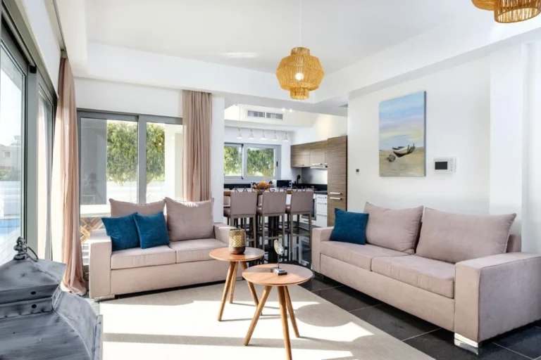 3 Bedroom House for Rent in Pervolia Larnacas