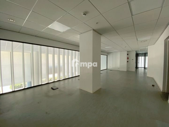 811m² Commercial for Rent in Nicosia District