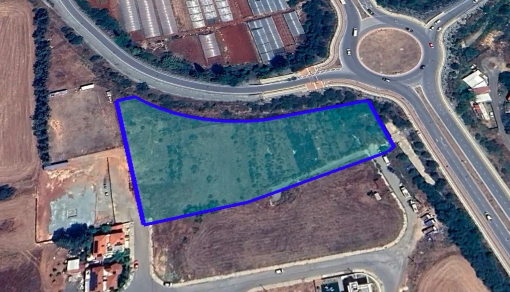 6,752m² Plot for Sale in Kato Polemidia, Limassol District