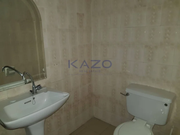 100m² Office for Rent in Limassol District