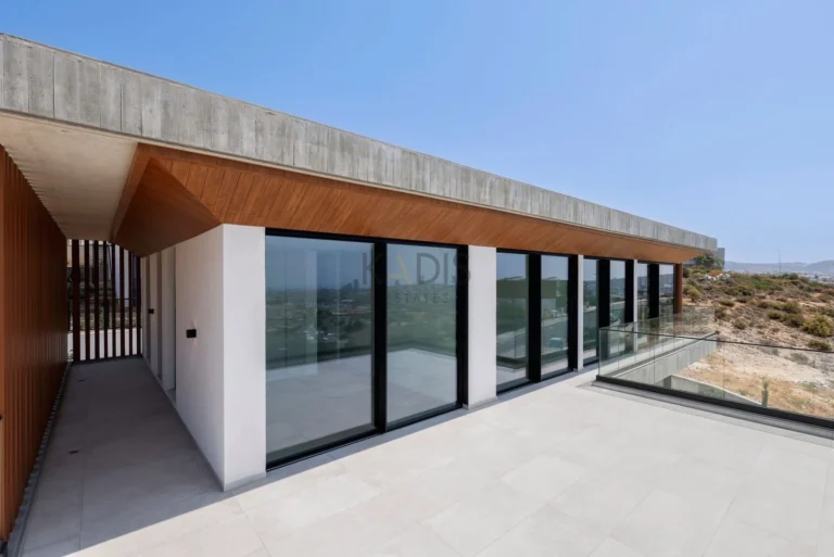 5 Bedroom House for Sale in Limassol District