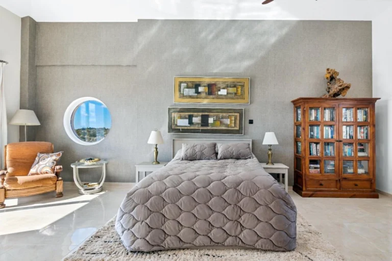 4 Bedroom House for Sale in Peyia, Paphos District