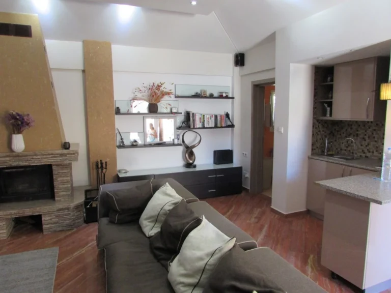 4 Bedroom House for Sale in Pyrgos Lemesou, Limassol District