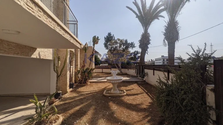 3 Bedroom House for Sale in Strovolos, Nicosia District