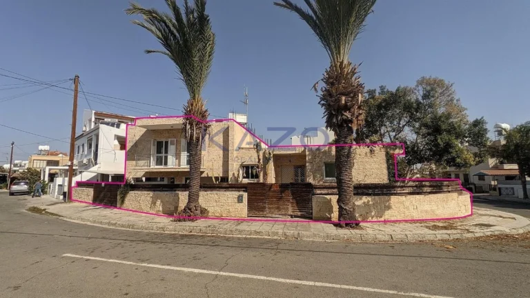 3 Bedroom House for Sale in Strovolos, Nicosia District