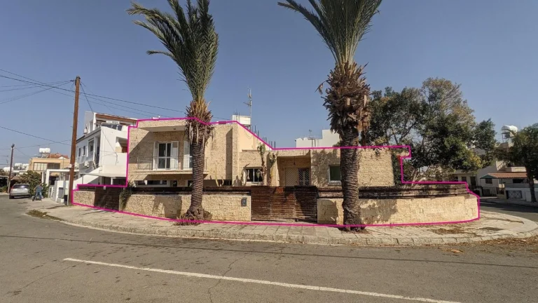 3 Bedroom House for Sale in Strovolos, Nicosia District